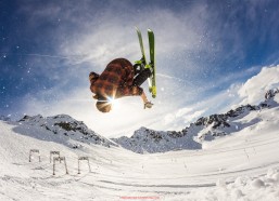 看球通-英超球员工资缴纳比例及相关税务政策解析